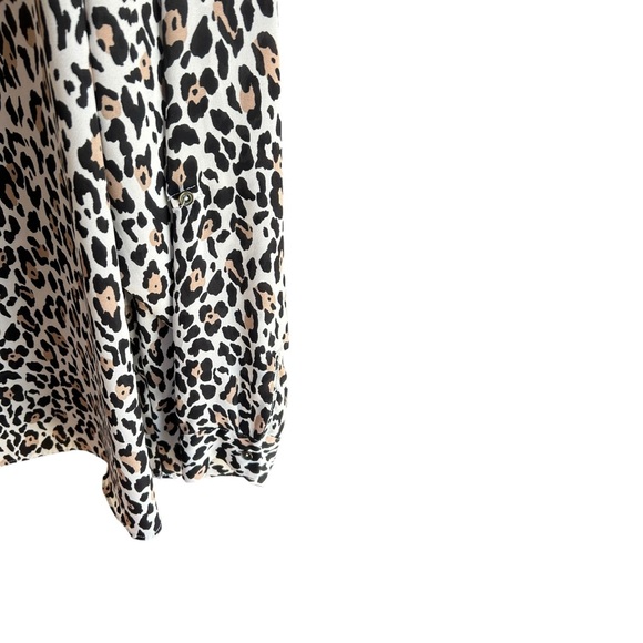 Maurices animal print V-neck pullover tunic blouse Sz 3 (3X) - Picture 3 of 7
